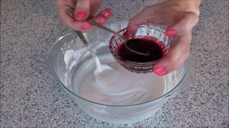 To make the icing for the cookies, mix the ingredients