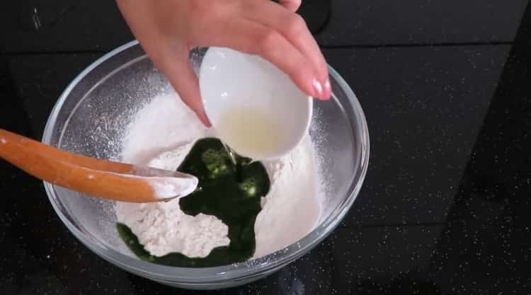 To make Chinese dumplings, mix the ingredients for color dough