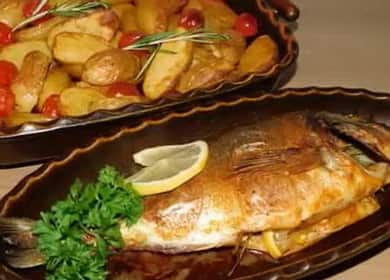 Dorado with potatoes in the oven - a recipe for a delicious lunch