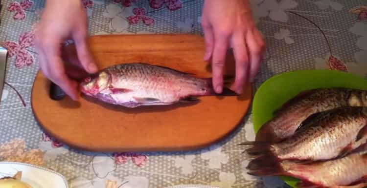 Za pripremu pržene ribe pripremite sastojke
