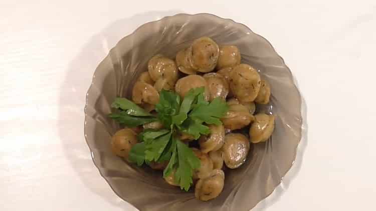 ready-made fried dumplings in a slow cooker