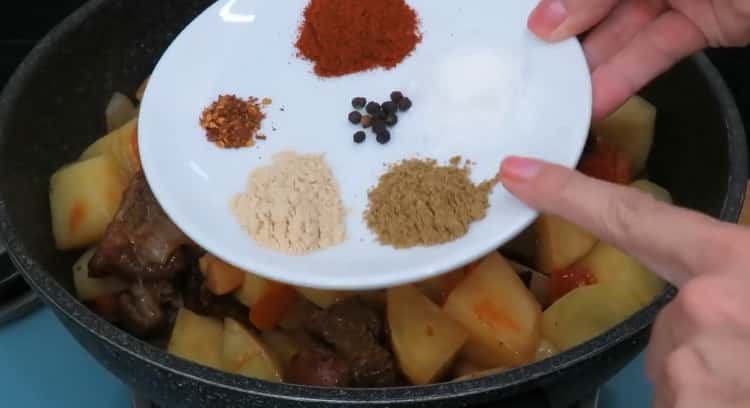 Para cocinar carne asada con papas. cocinar especias