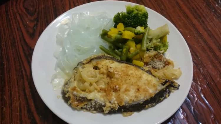 Oven baked catfish steak - a delicious recipe for cooking