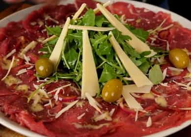 Beef carpaccio according to a step by step recipe with photo