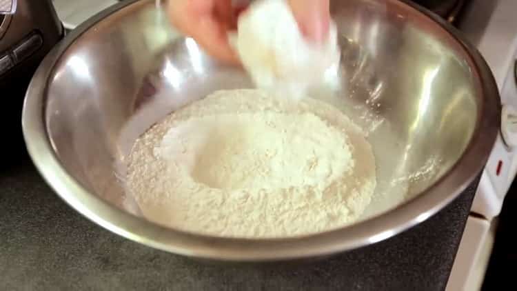 To make cutlets from pike, prepare flour