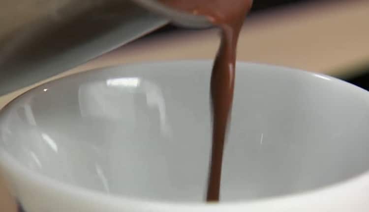 Le café aromatisé au chocolat est prêt