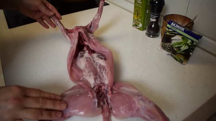 To prepare the rabbit in foil in the oven, prepare the ingredients