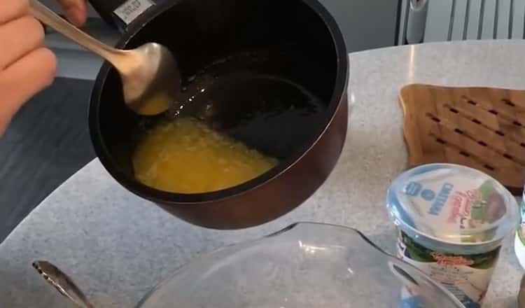 To make corn khinkal, melt butter