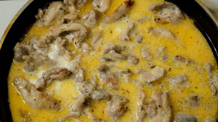For cooking chicken in creamy sauce