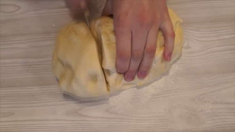 According to the recipe for cooking chicken with potatoes, cut the dough