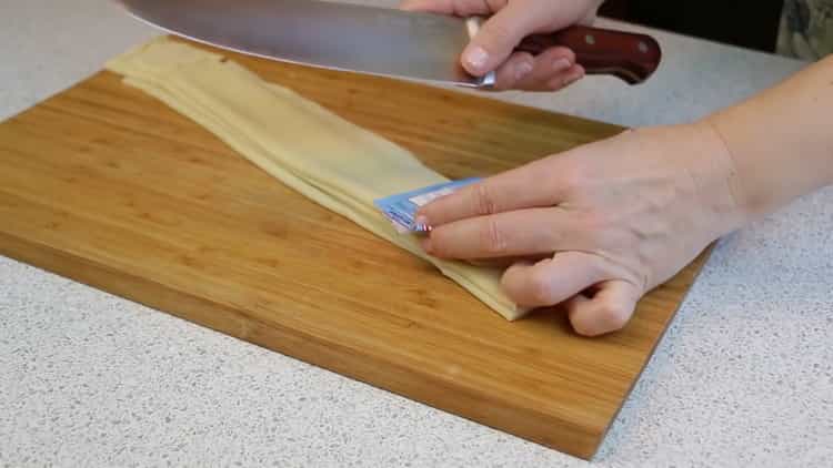 To make manti in the oven, prepare the dough