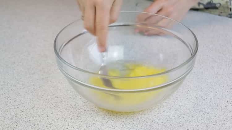 Para preparar manti en el horno, prepara los ingredientes.