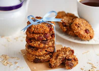 Banana oatmeal cookies are a healthy and delicious alternative to regular cookies.