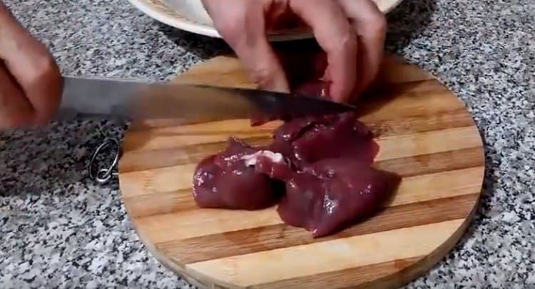 Rabbit liver cut into pieces.