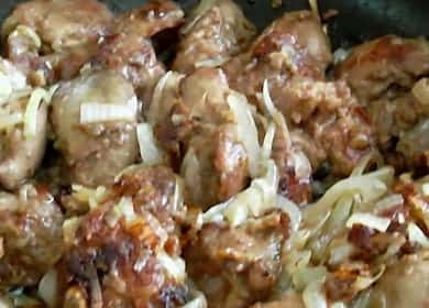 Fried chicken liver with onions step by step recipe with photo