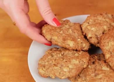 Oatmeal cookies with apple and cinnamon - soft, melting in your mouth