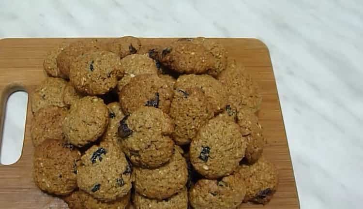 Rye flour cookies according to a step by step recipe with photo