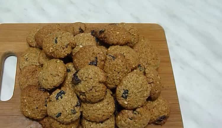 Galletas de harina de centeno según una receta paso a paso con foto