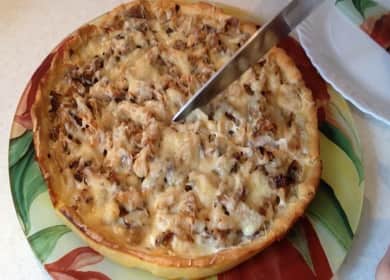 Laurentian pie with chicken - will delight the whole family