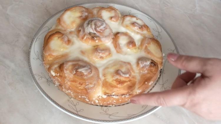 Cake with cottage cheese from yeast dough according to a step by step recipe with photo