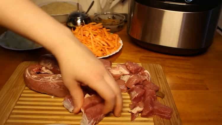 Para cocinar pilaf en una multicocina redmond chop meat
