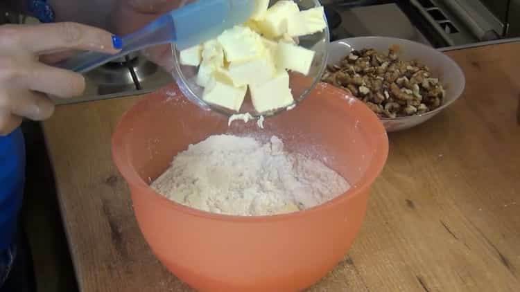 Da biste napravili kekse od maslaca, pripremite sastojke