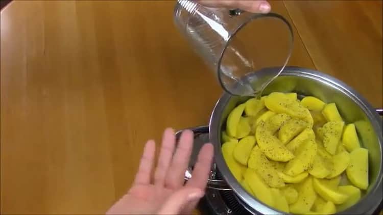 To make puff khinkali, add water