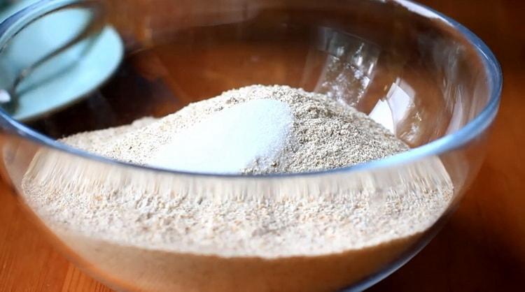 Ajouter du sel pour faire des biscuits de sel