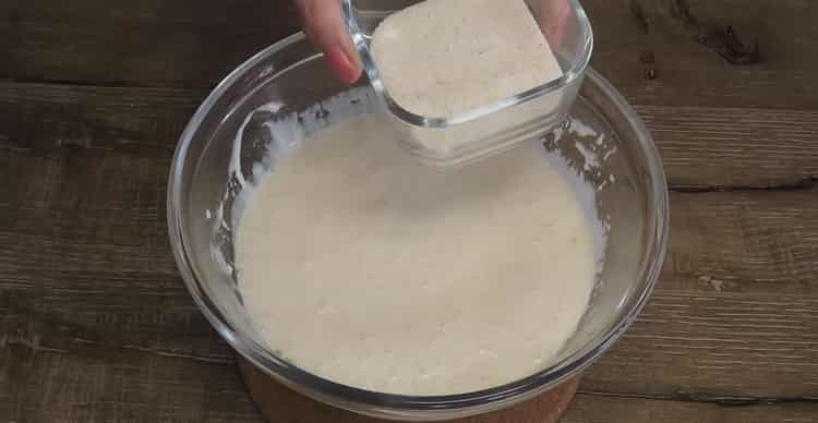 To make cheesecakes, prepare the dough