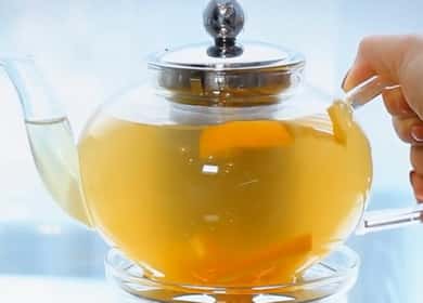Thé au gingembre avec citron et miel selon une recette pas à pas avec photo