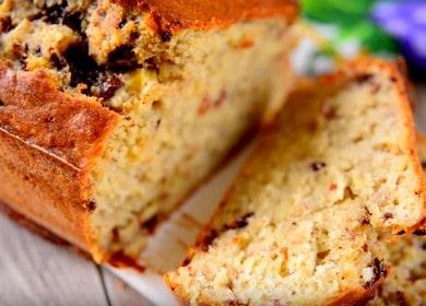 We bake a delicious banana cake in the oven according to a step-by-step recipe with a photo.