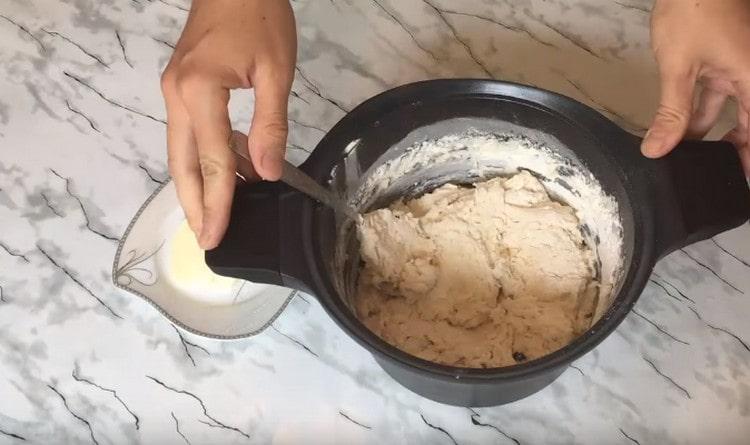 Mix flour with dough.