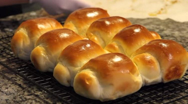 Hokkaido buns for this recipe are baked for 20 minutes.