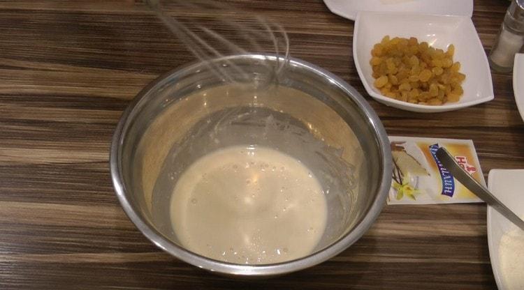 Mix yeast with milk and sugar.