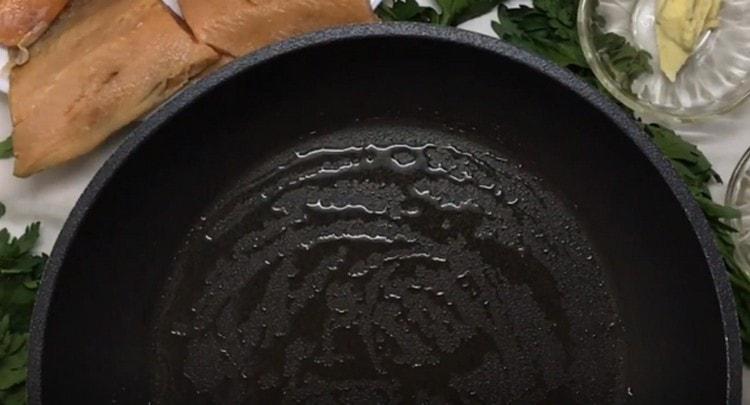 melt a little coconut oil in a pan.