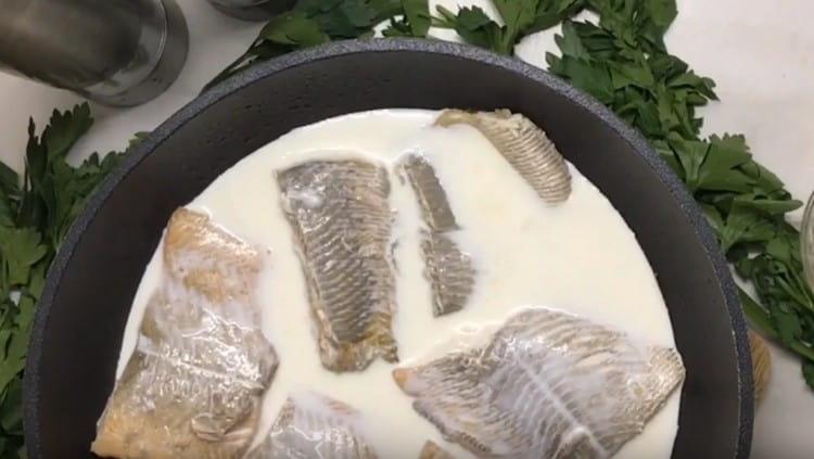 Add cream to the finished fish.