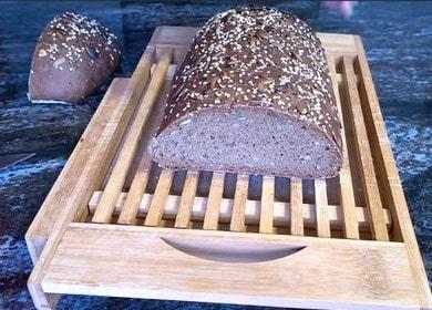 Delicious noble custard bread with seeds