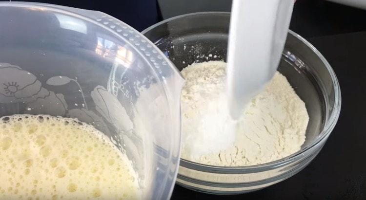 Combine flour with baking powder.