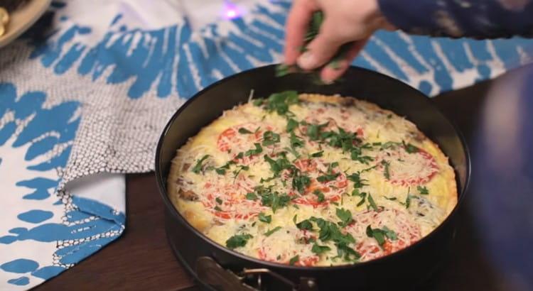 Nadamo se da ste uživali u ovom receptu i da sami možete skuhati tako divan quiche s piletinom i gljivama.