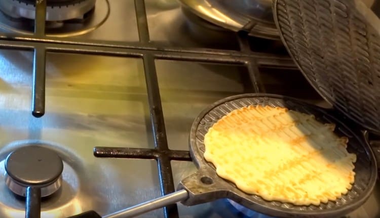 Using a waffle iron, bake waffles.