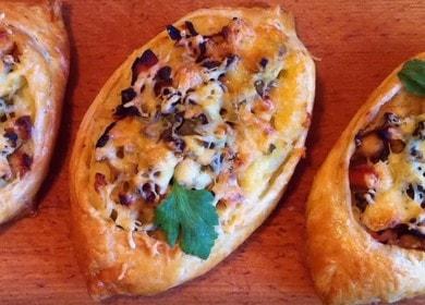 Puff pastry boats with chicken and potatoes - very tasty