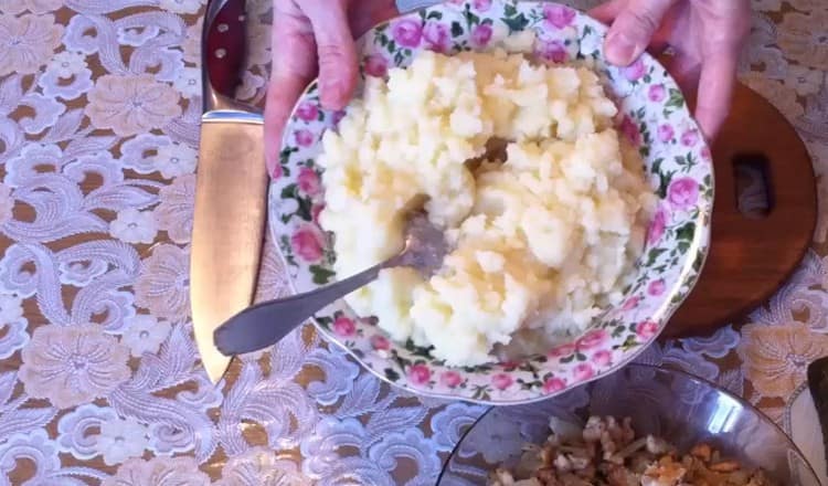 Making mashed potatoes.