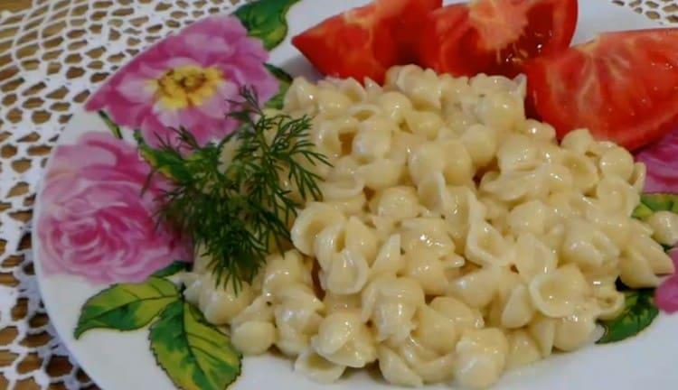 Cream cheese pasta goes well with meat dishes and vegetable salads.