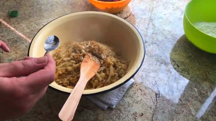 Stuffing for pies with cabbage: a step by step recipe with photos