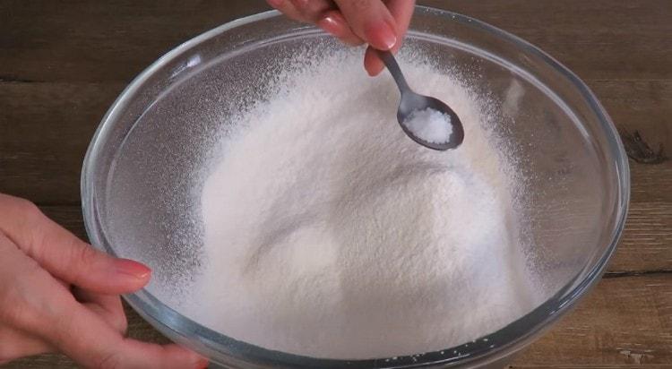 Sift the flour into a bowl, add salt to it.