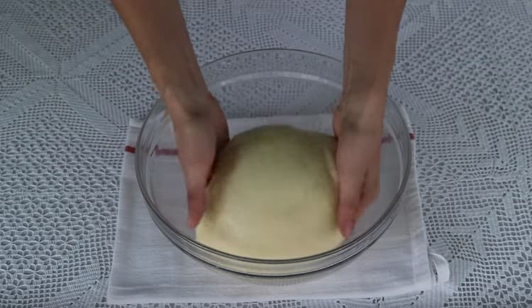 We call this dough for pies Viennese.
