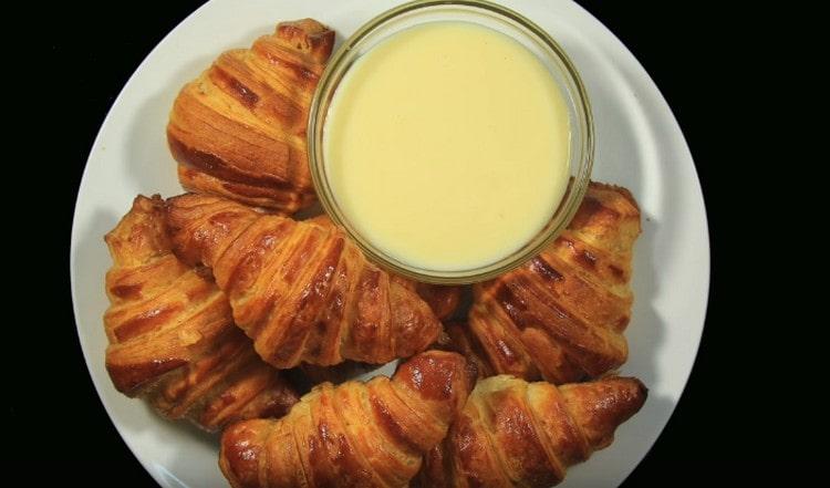Try this recipe for French croissants in your own kitchen.