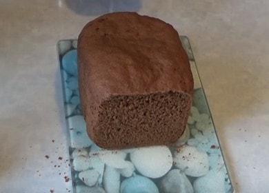 Delicioso pan de centeno - horneado en una máquina de pan