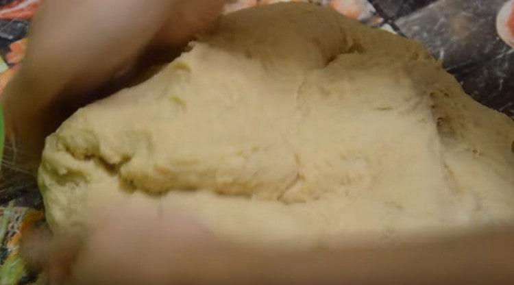 Knead the dough well on the work surface.