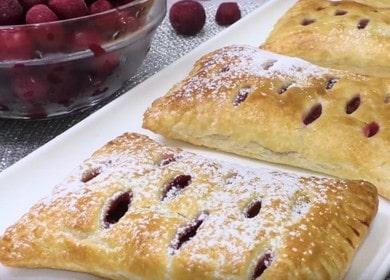 Puff pastry puff pastry with berries - recipe for quick sweet cakes